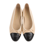 Chanel Beige/Black Leather CC Bow Cap Toe Ballet Flats - Image 5