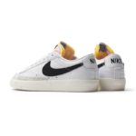 Nike Blazer Low 77 Vintage White/Black - Image 3