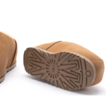 UGG Pumped Slide – Chestnut - Image 5