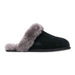 UGG Scuffette - Black